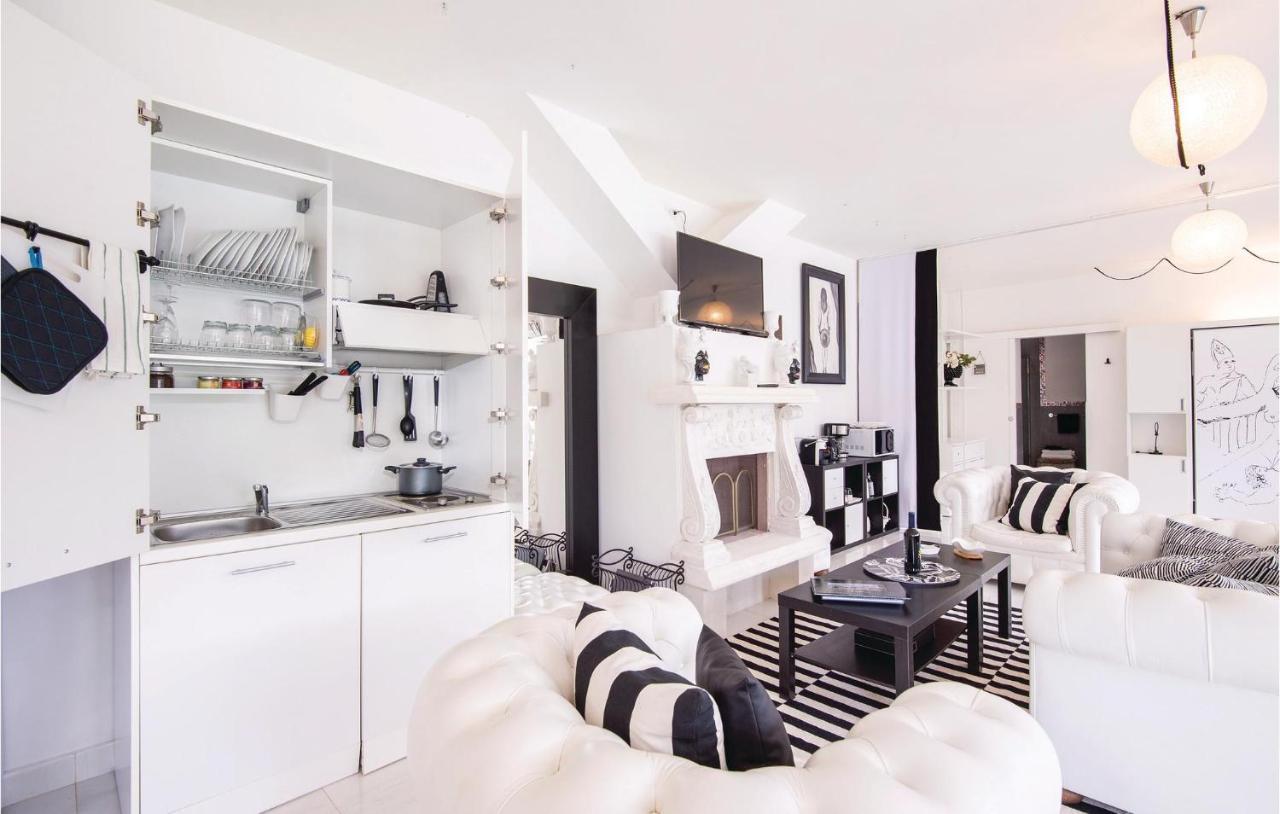 Сasa de vacaciones 2 Bedroom Stunning In *