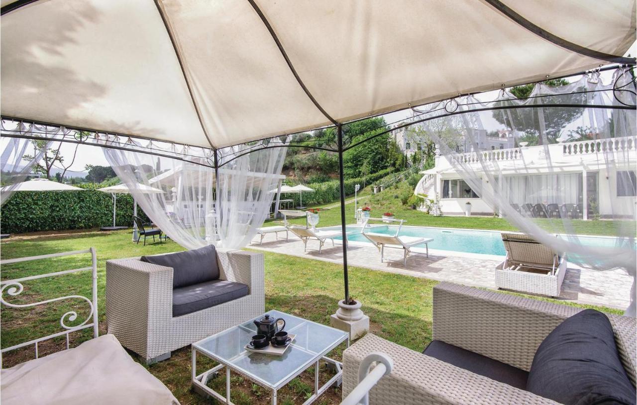 Сasa de vacaciones 2 Bedroom Stunning In *